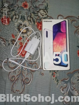 Samsung A50